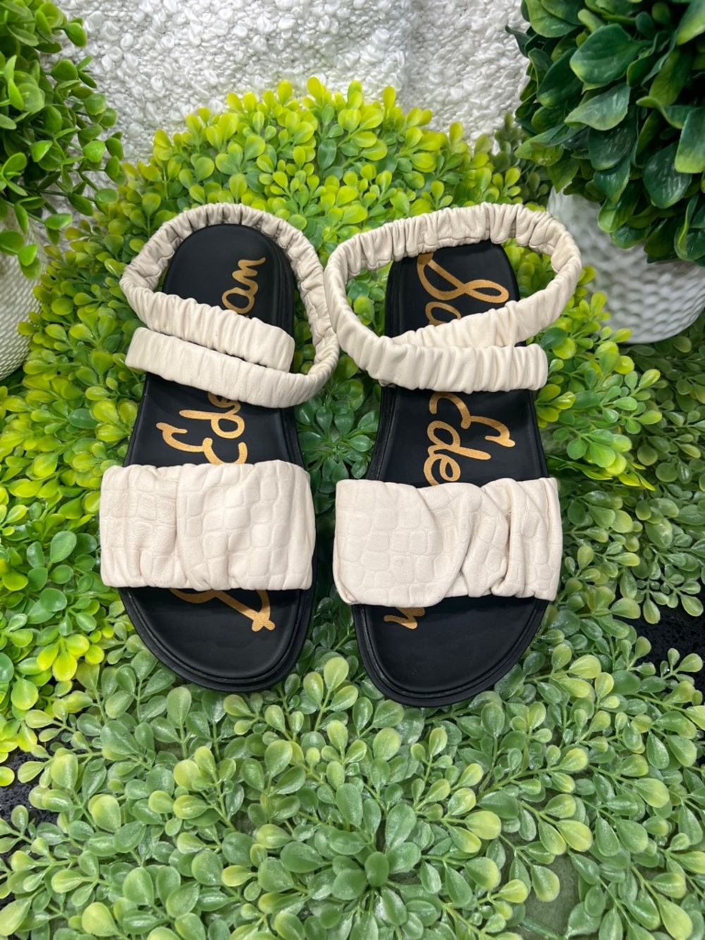 Sam Edelman Cream Ruched Slide Sandals - Picture 9 of 9